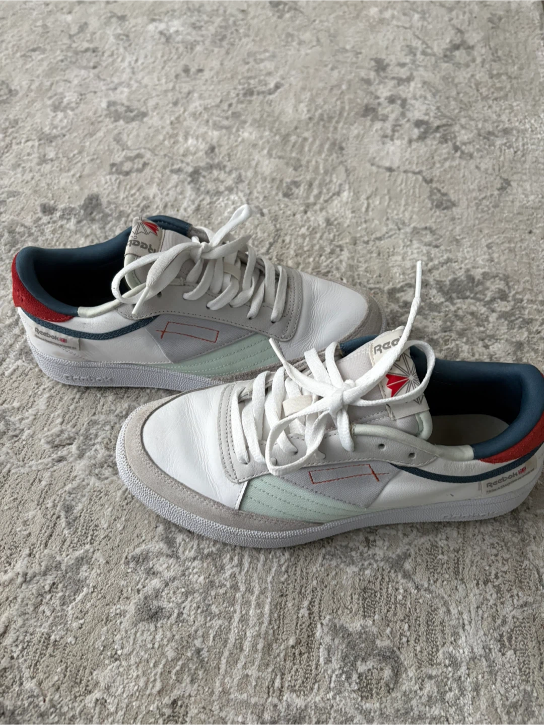 Reebok Classic Sneakers