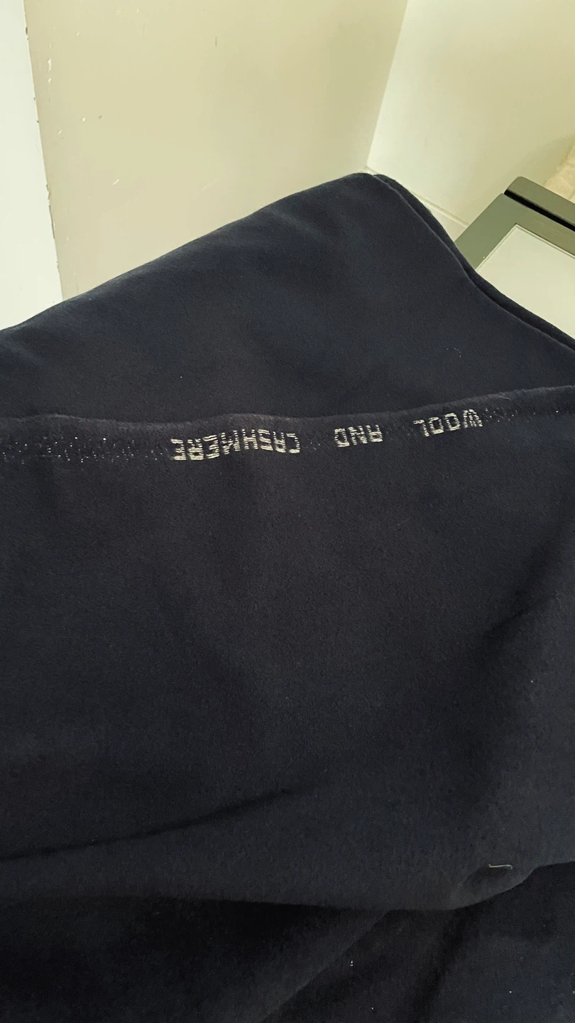 7 meters Navy Wool and Cashmere Fabric Bolt - photo 2