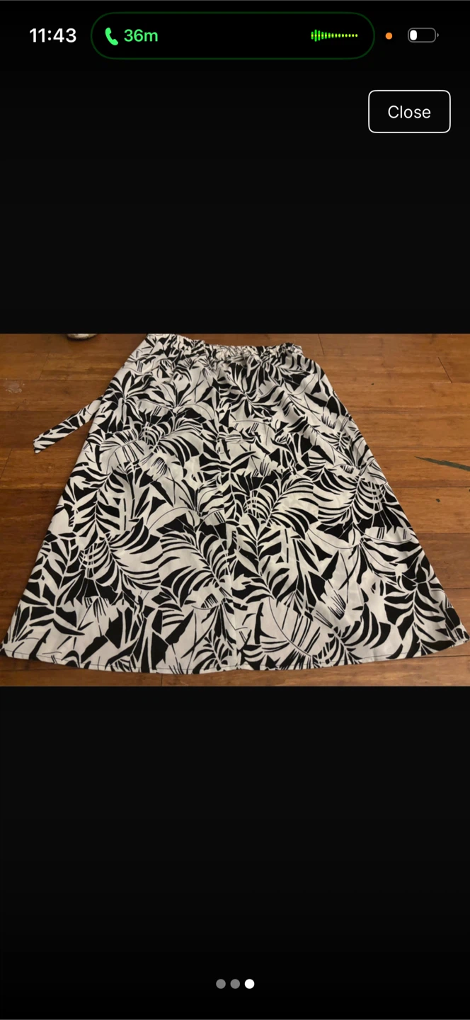 Black and White Tropical Print Wrap Skirt - photo 3