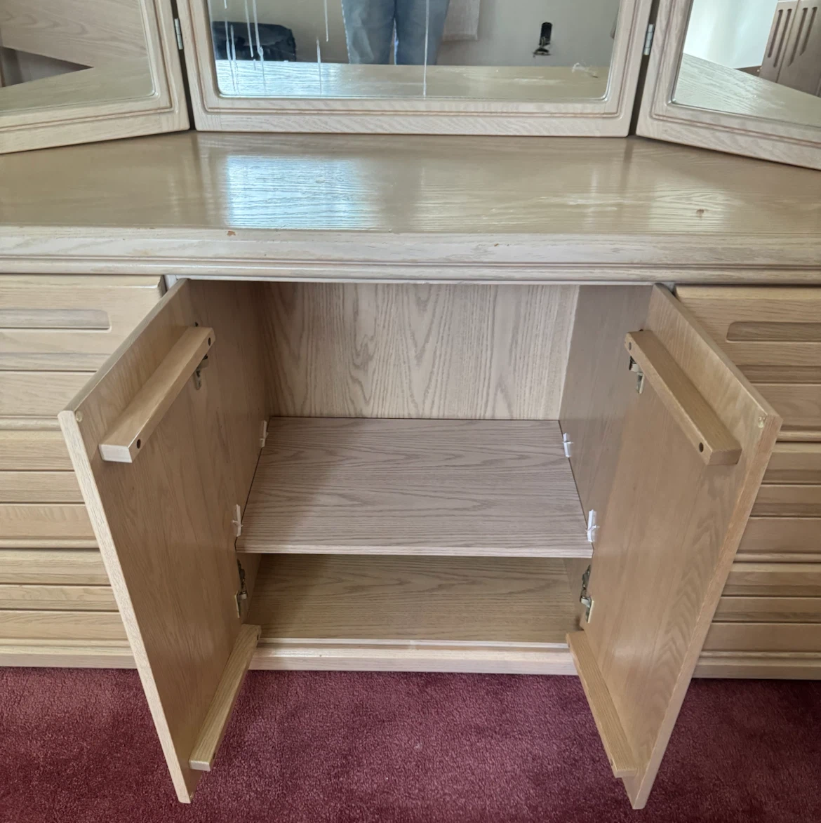 Light Oak Dresser with Mirror - photo 3