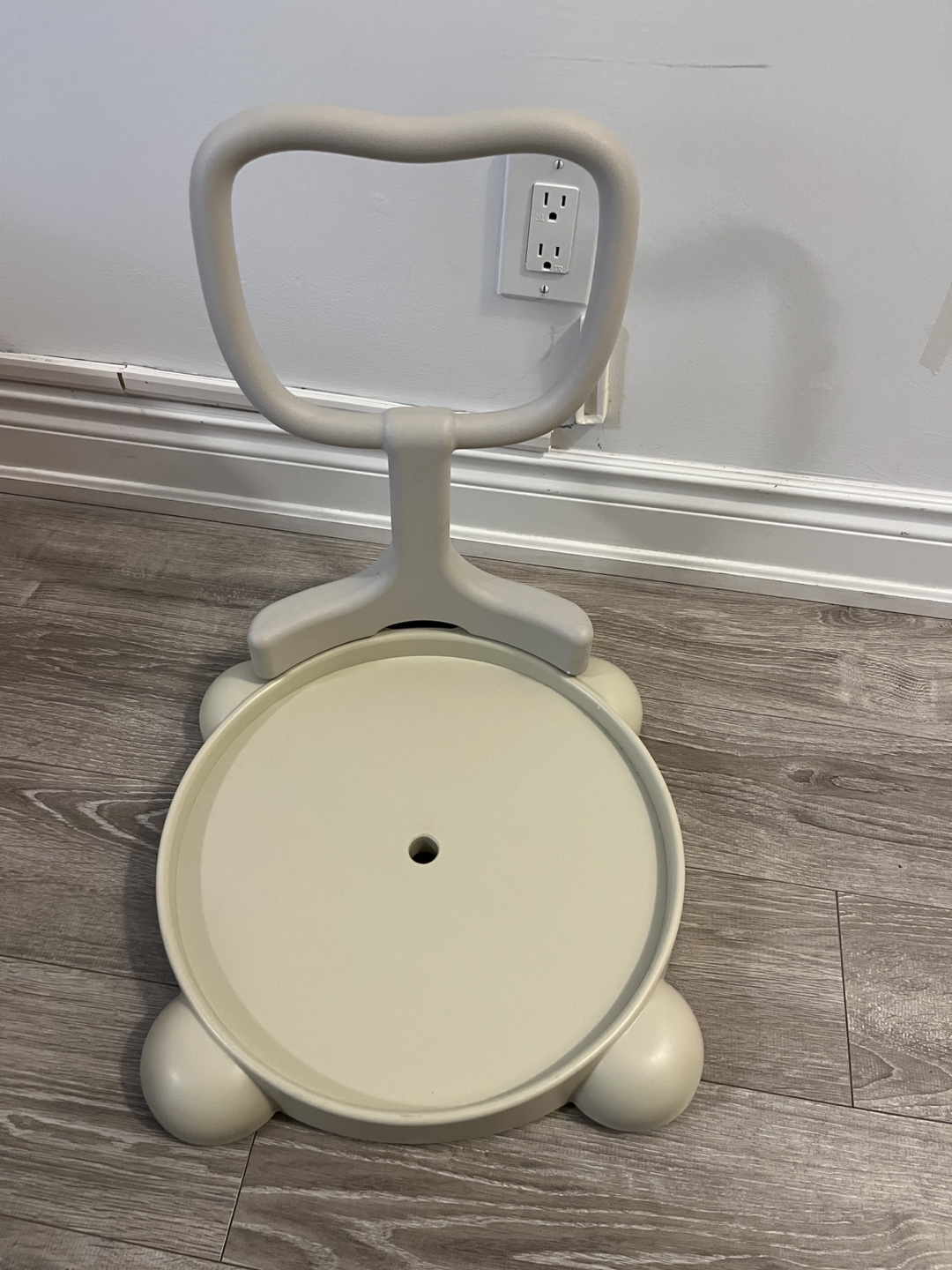 Extra large Bumbo Floor Seat with Play Tray and Base - photo 4