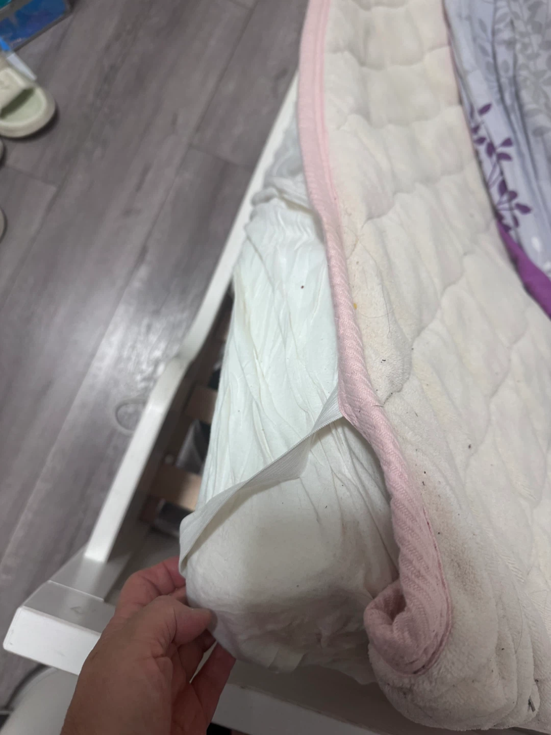 IKEA SUNDVIK White single Bed Frame with mattress - photo 3
