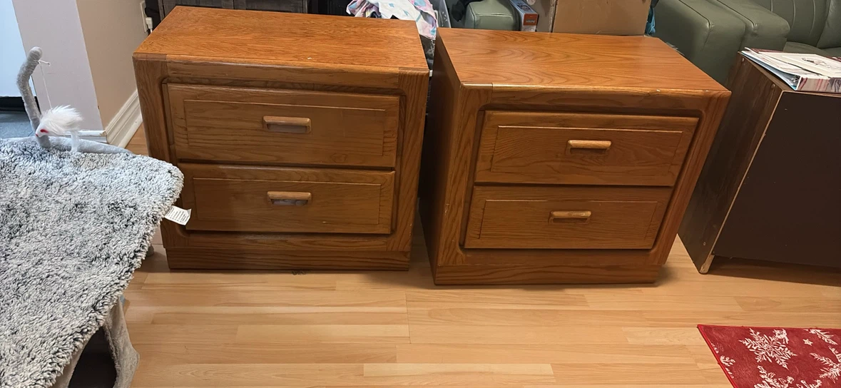 Pair of Wooden Bedside Tables - photo 4