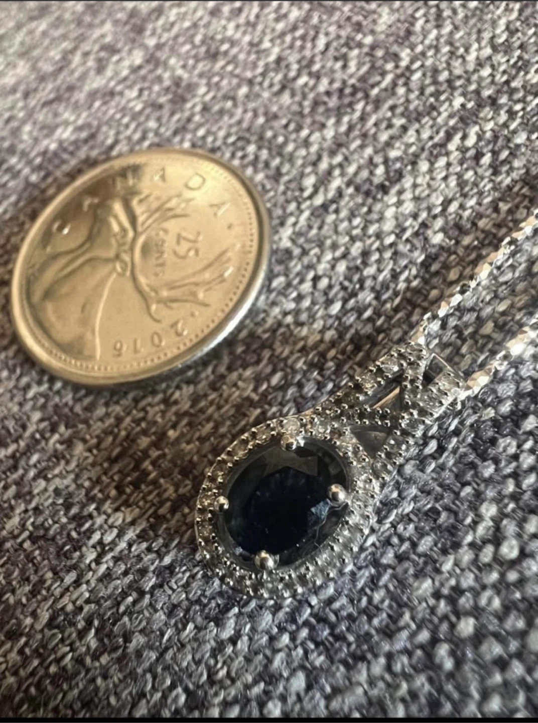 10K Gold Oval Sapphire and Diamond Pendant Necklace - photo 3