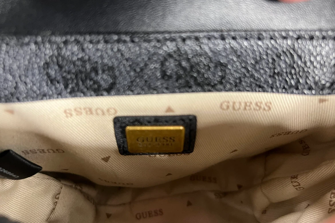GUESS Black Crossbody Saddle Bag - photo 5