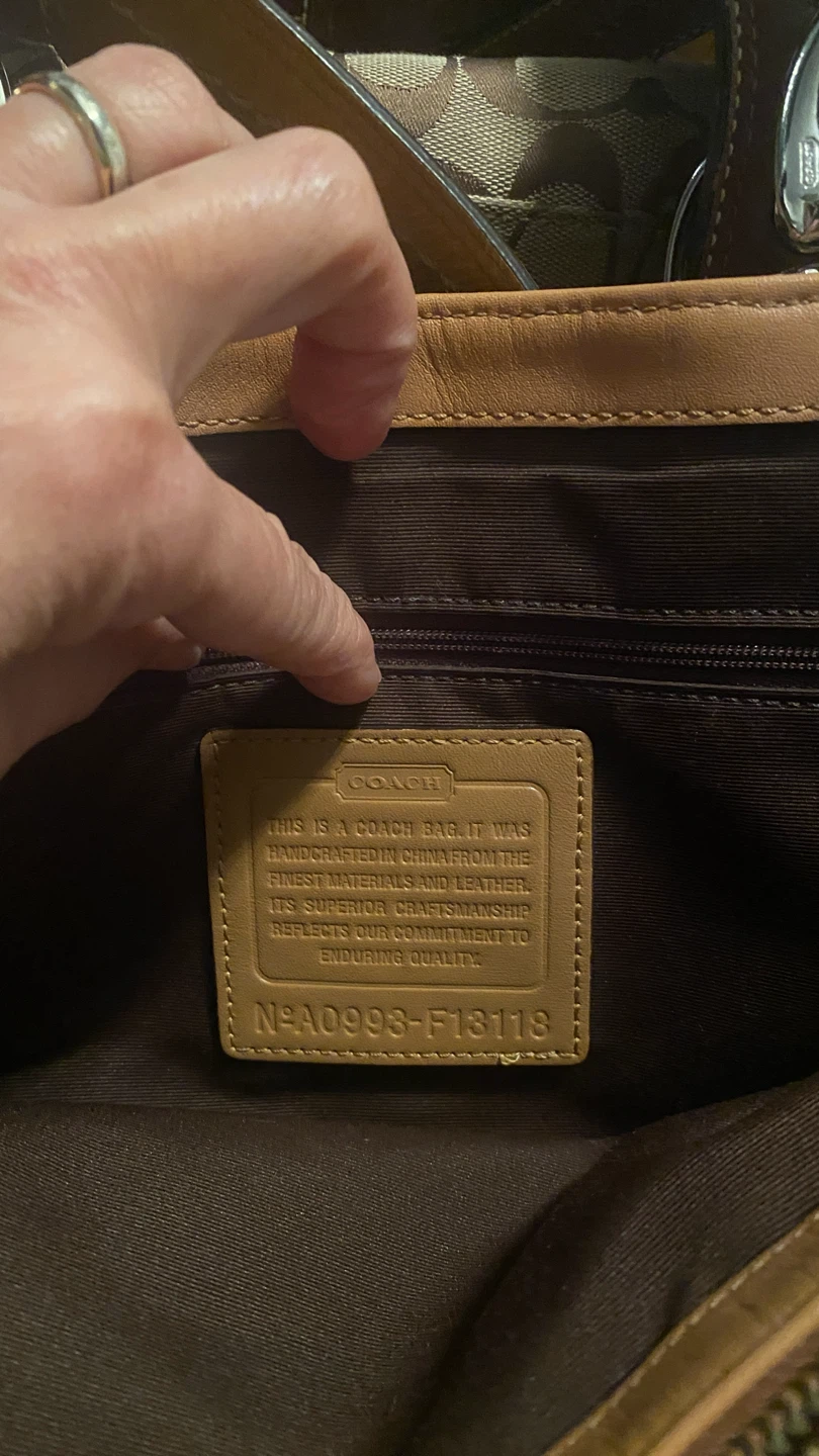 Coach Signature Tote Bags - photo 5