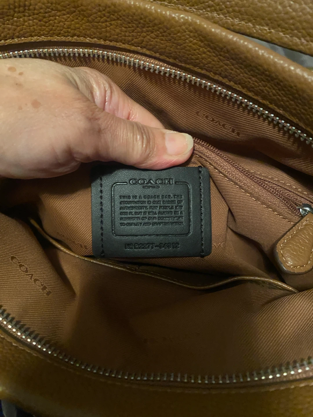 Coach Leather Hobo Bag Tan - photo 2