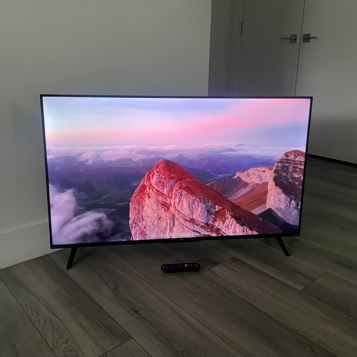 4K TCL 43” Smart TV - photo 2