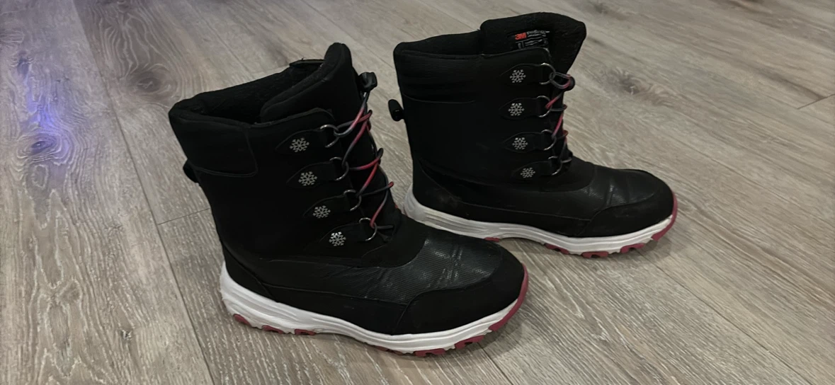 Black Winter Boots with 3M Thinsulate - photo 2