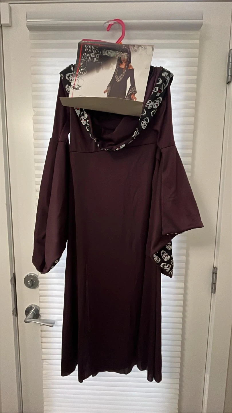 Gothic Vampiress Costume - photo 3