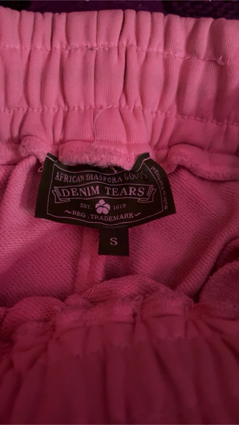 Denim Tears Cotton Wreath Sweatpants Pink - photo 3