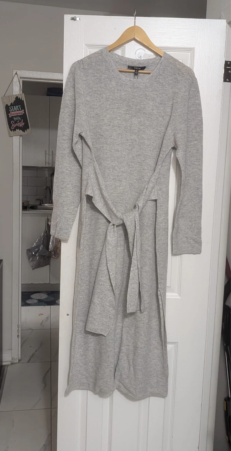 Toccin Blakely Crew Neck Tie-Front Dress - Grey - XL