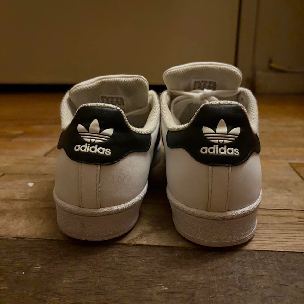 Adidas superstars - photo 3