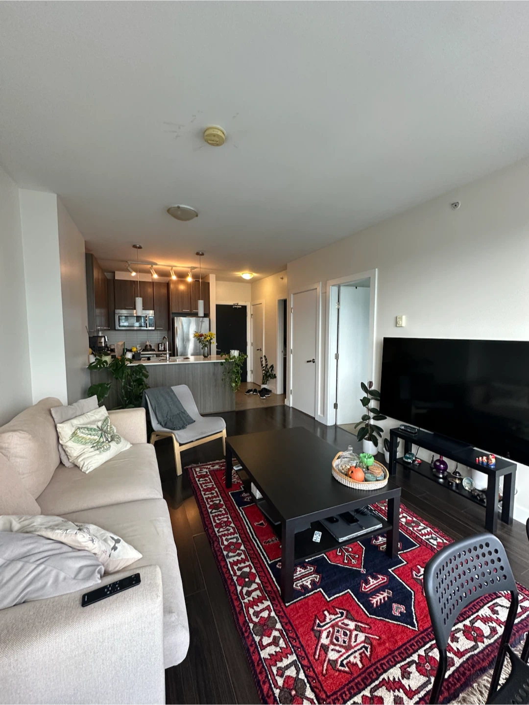 1 Bedroom Apartment for Rent | Coquitlam Centre | $2,100/month - photo 2