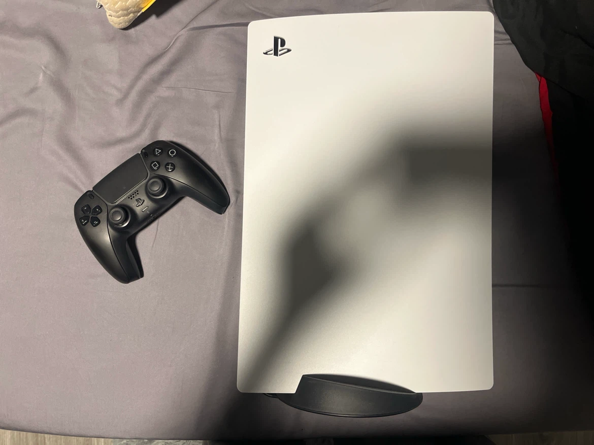 PlayStation 5 Console DISC EDITION with Controller And 2 Games