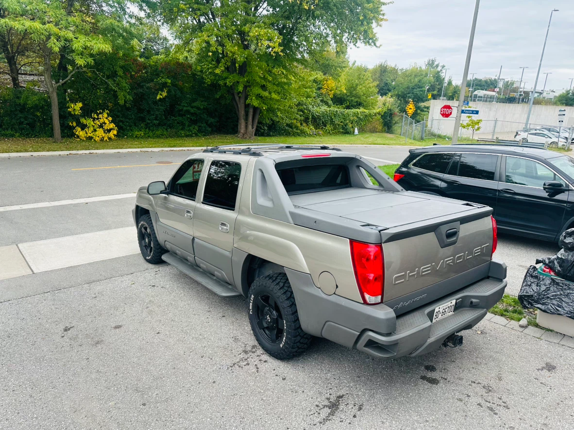 Chevrolet Avalanche Pickup Truck