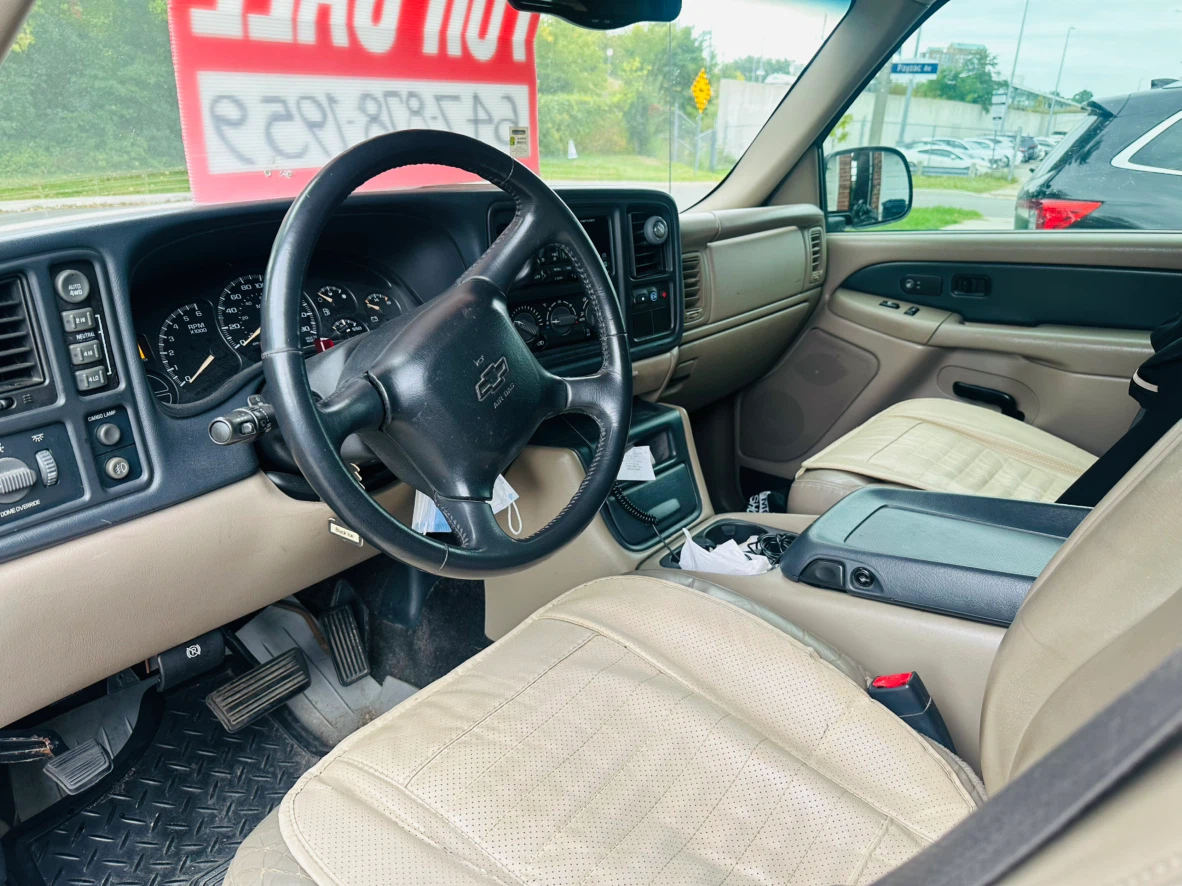 Chevrolet Avalanche Pickup Truck - photo 4