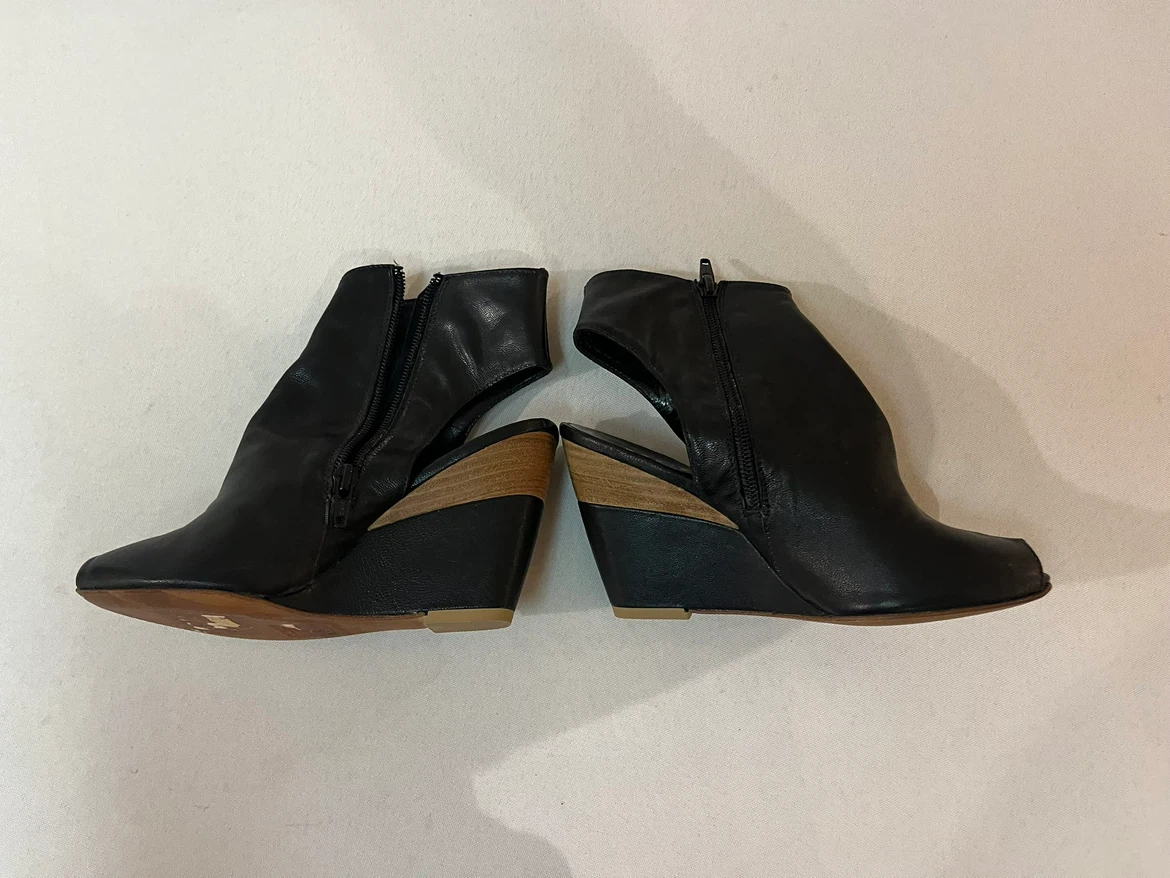 5.5 - Ladies Sexy Black Leather Boots for Fall - photo 4