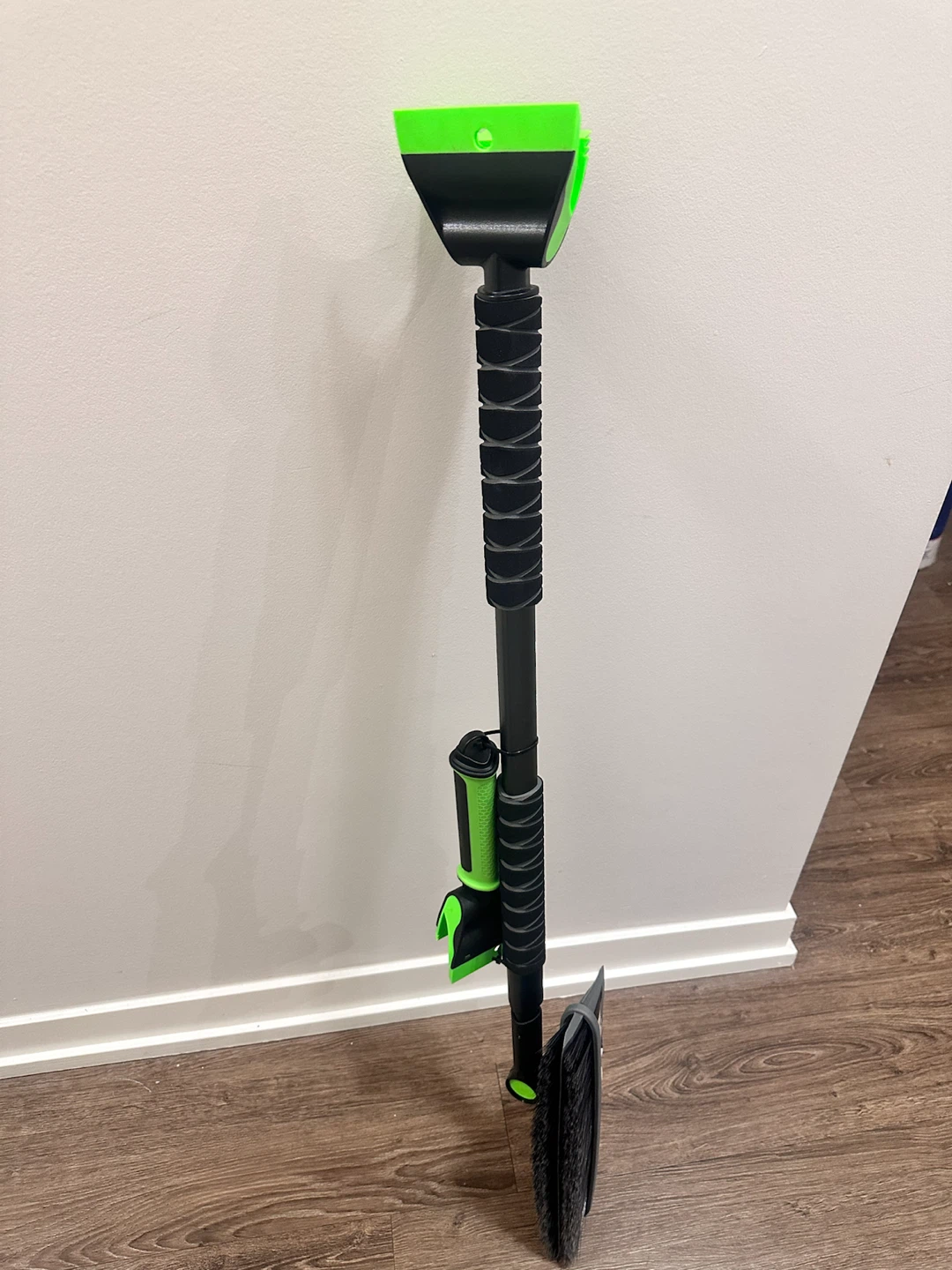 Snow Brush and Ice Scraper
