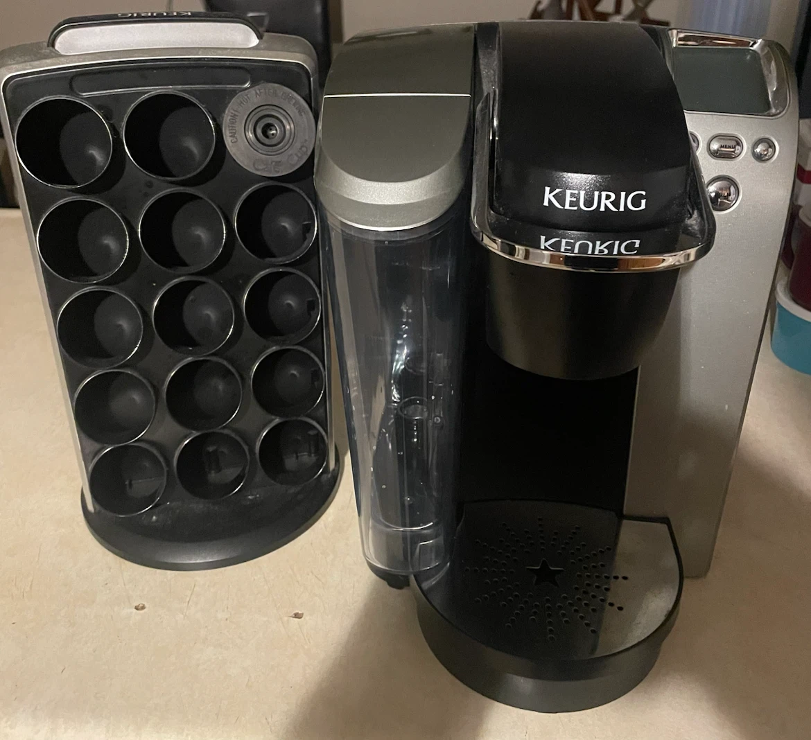 Keurig Coffee Maker with K-Cup Carousel