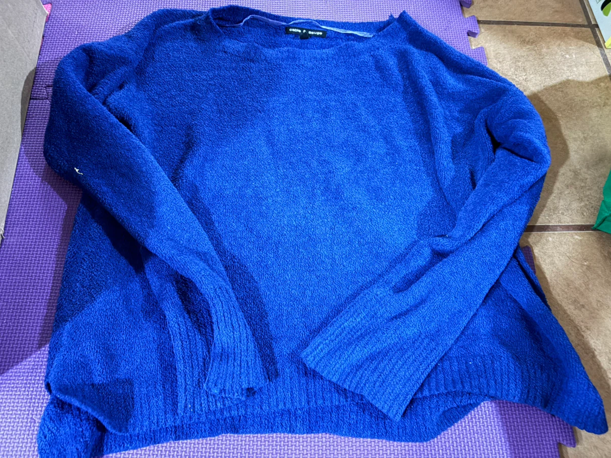 Cable & Gauge Royal Blue Sweater ~ Size Medium