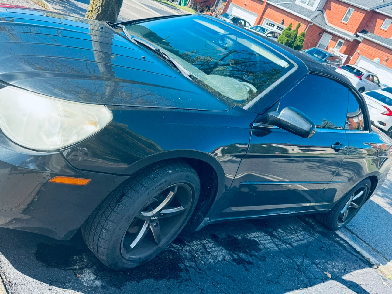 Car - photo 2