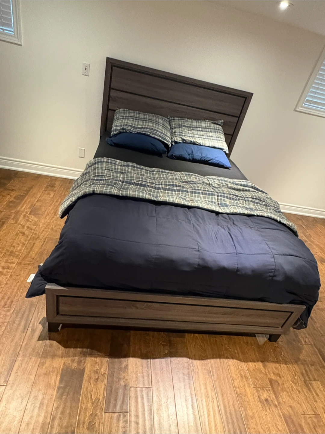 4 Piece Bedroom Set❕