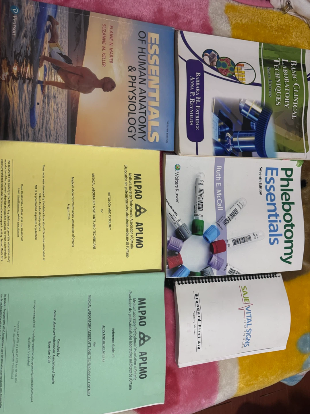 Medical Laboratory and Anatomy Study Textbooks - photo 3