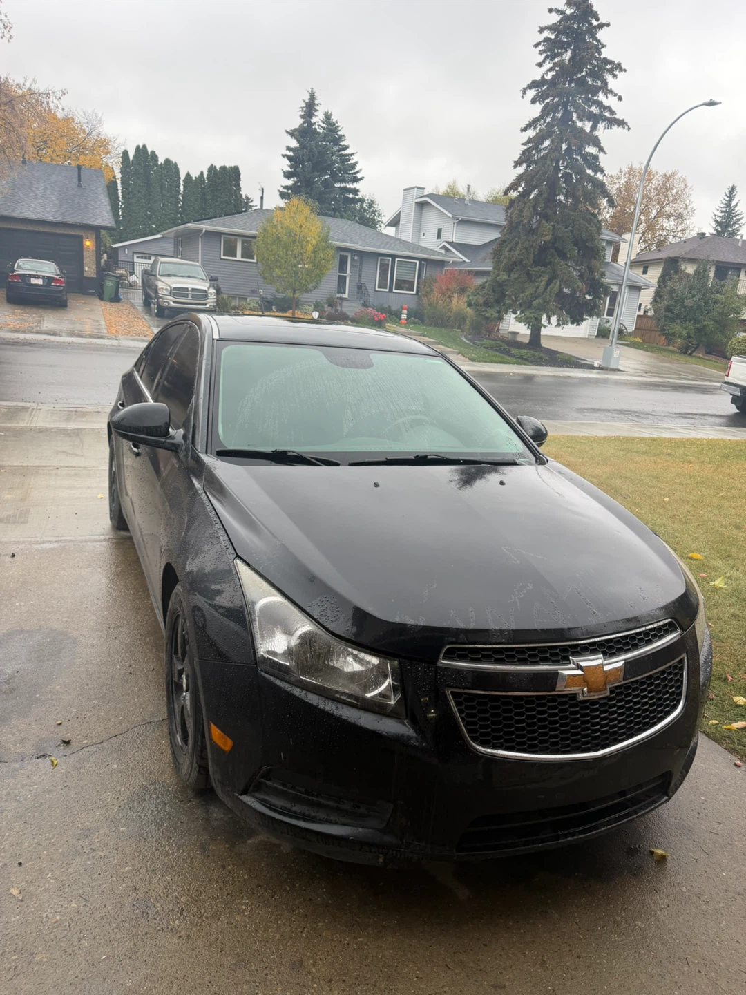 Black Chevrolet Cruze