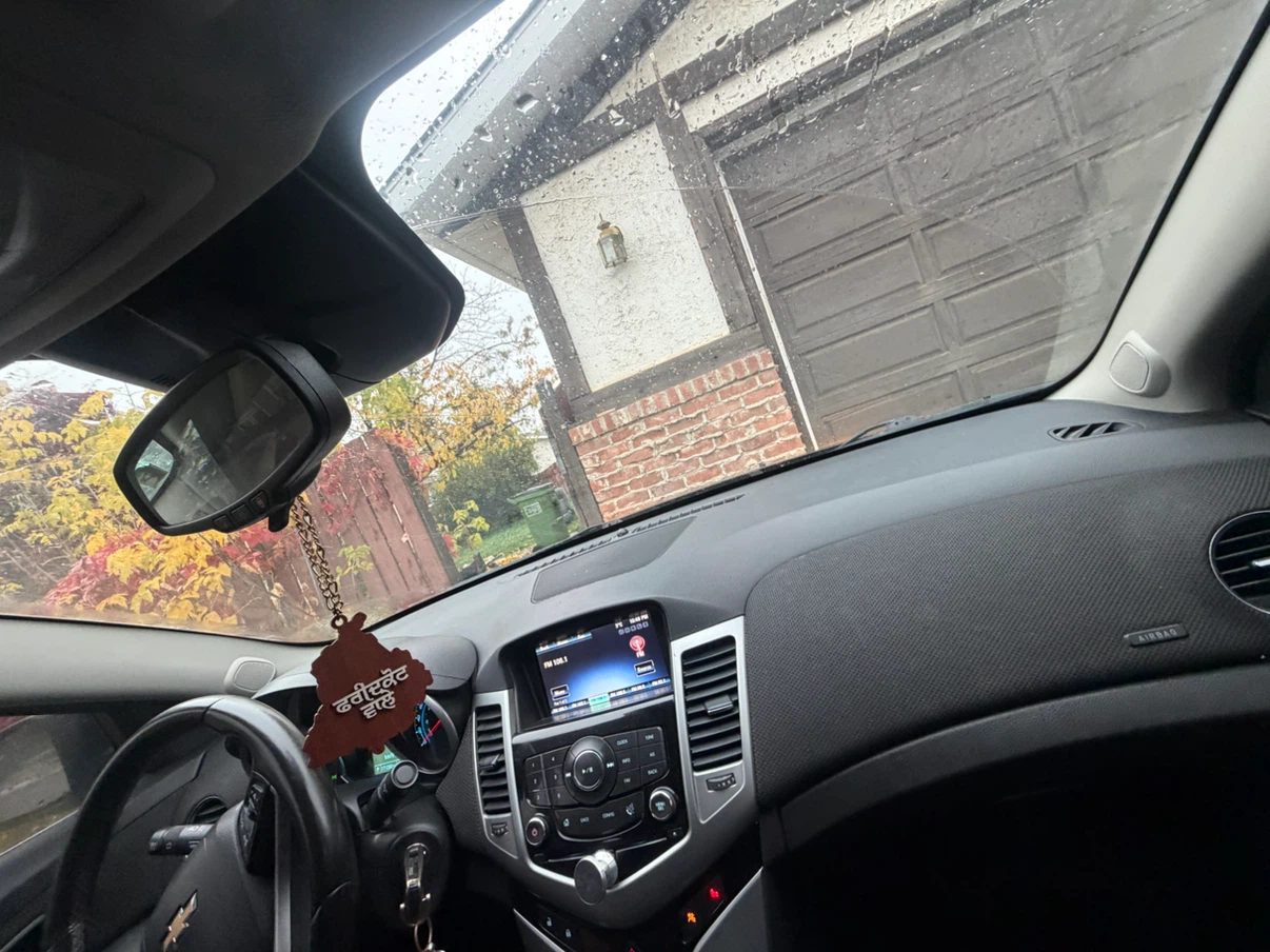 Black Chevrolet Cruze - photo 5