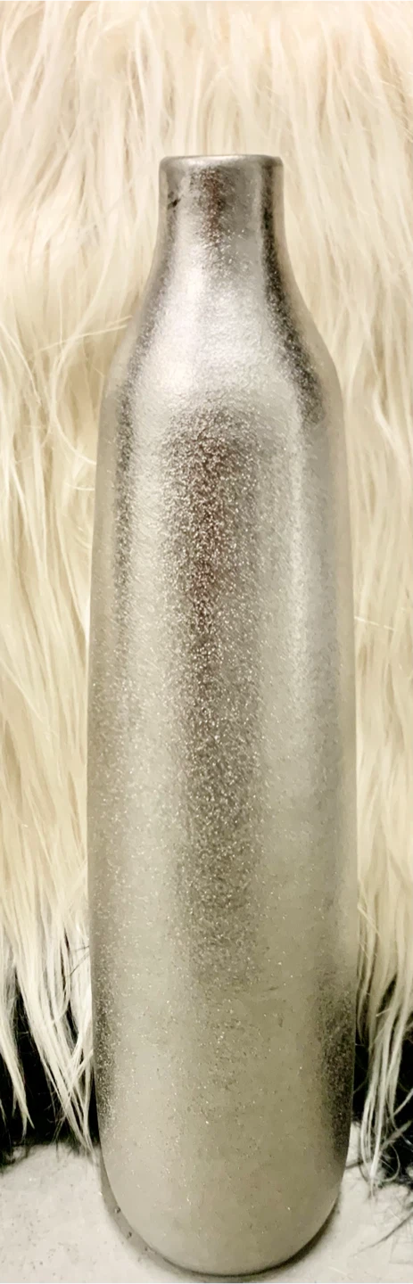vase,extra tall,deluxe,heavy,strong,metallic classic finish