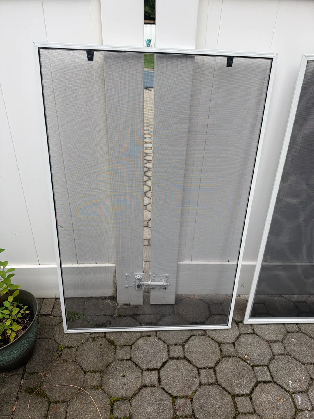 Set of 3 White Window Screens - photo 2
