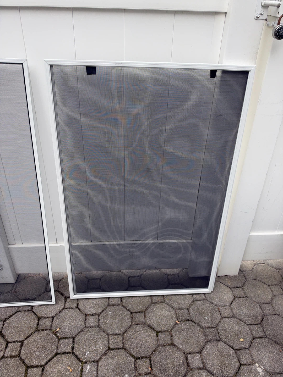 Set of 3 White Window Screens - photo 3