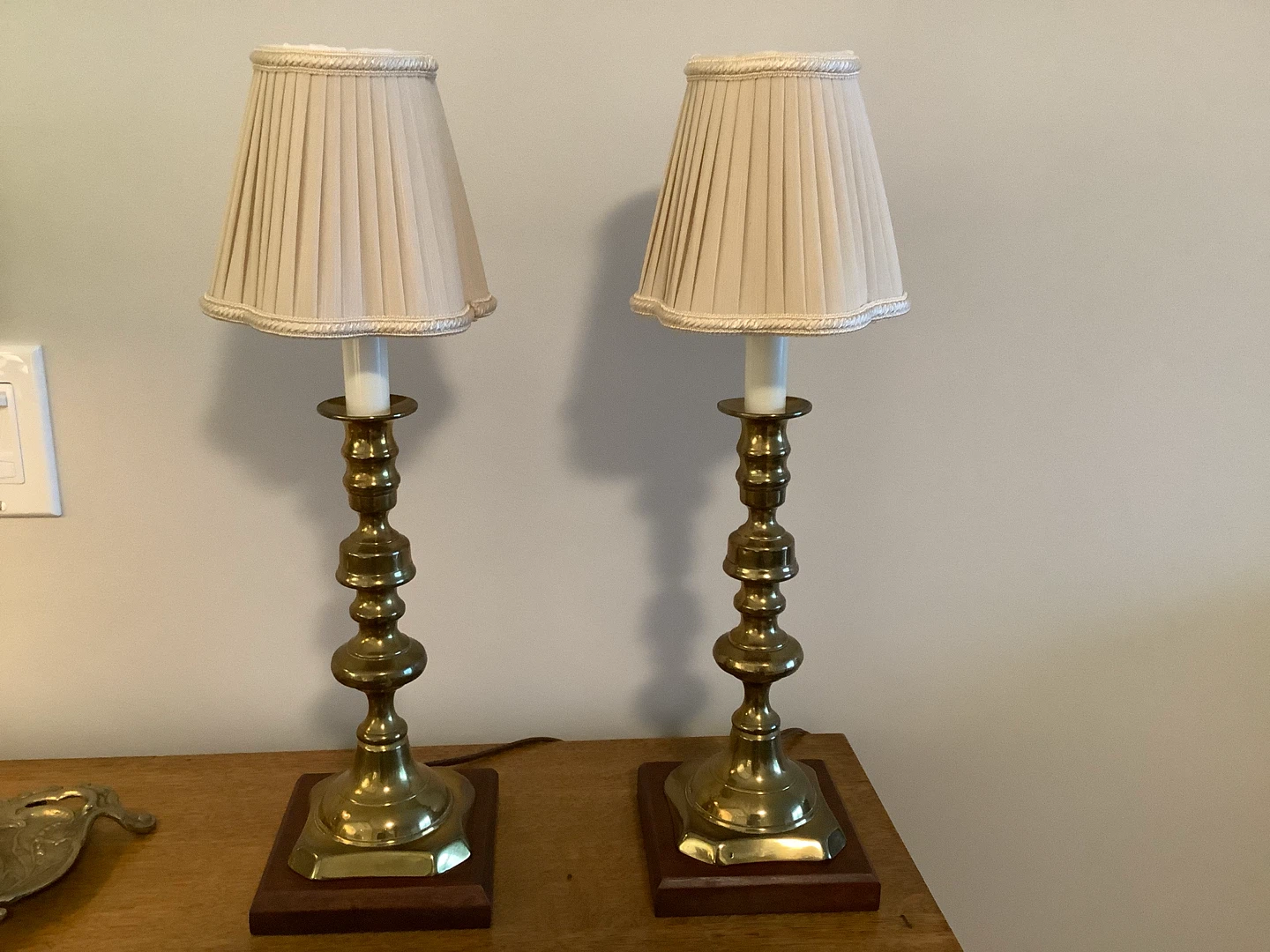 Vt Brass & Maple Wd Candlestick Lamps w Double Drop Cord 🐞 - photo 3