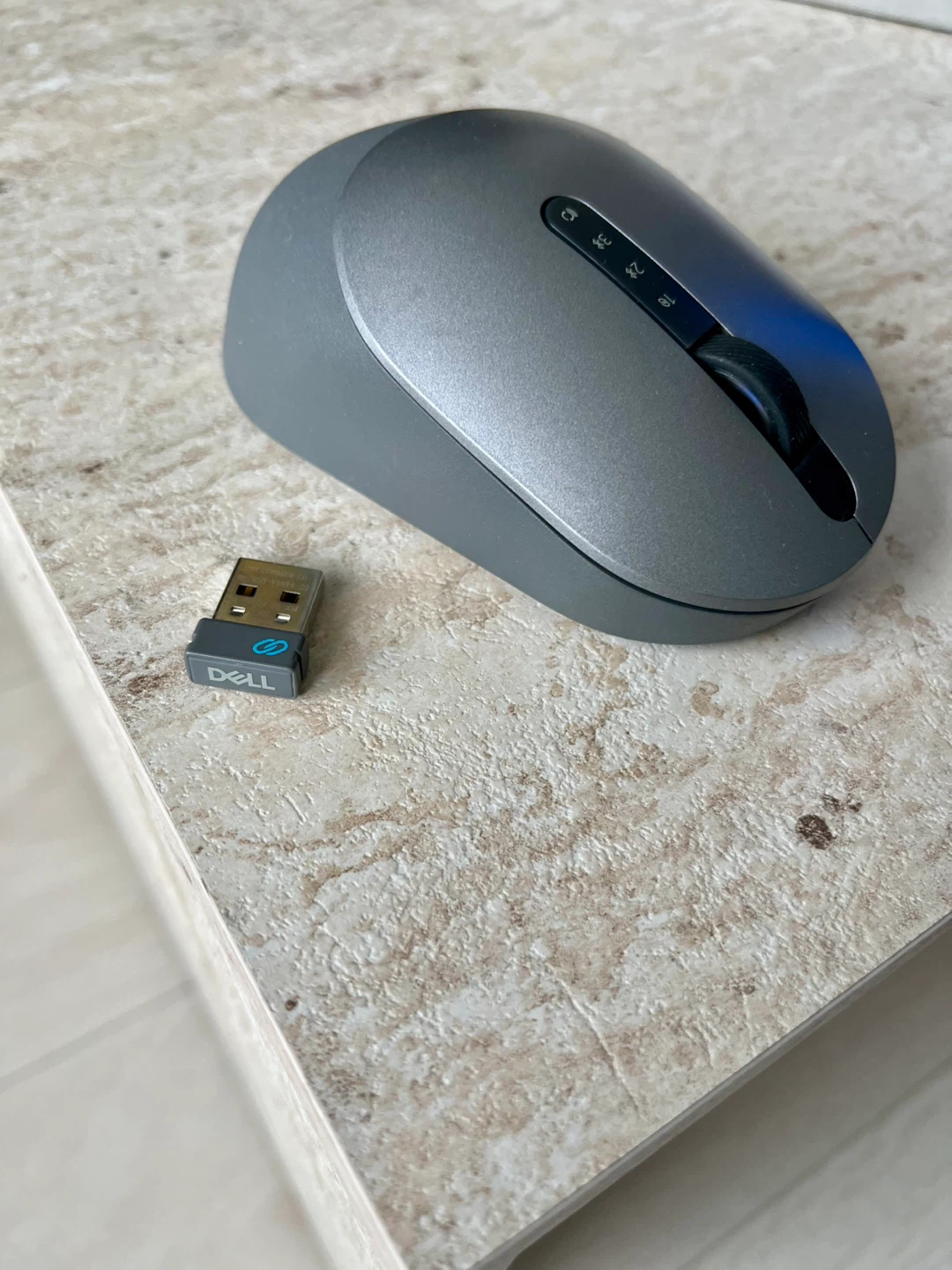 Dell Multi-Device Wireless Mouse - photo 2