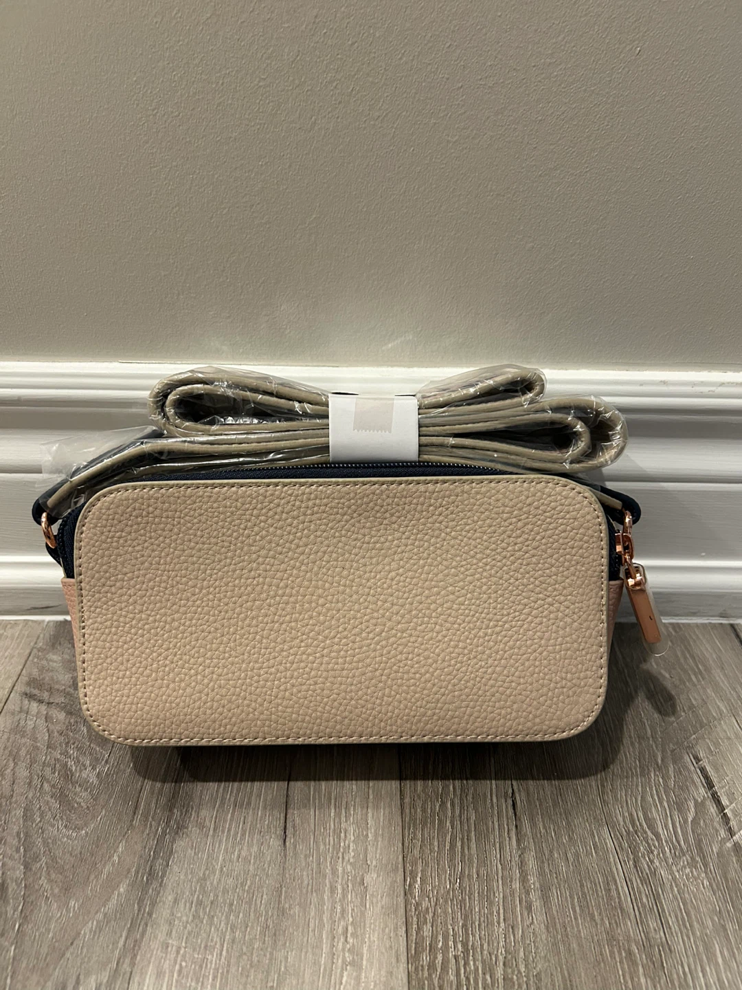 Caboodles Life & Style Crossbody Bag - photo 2