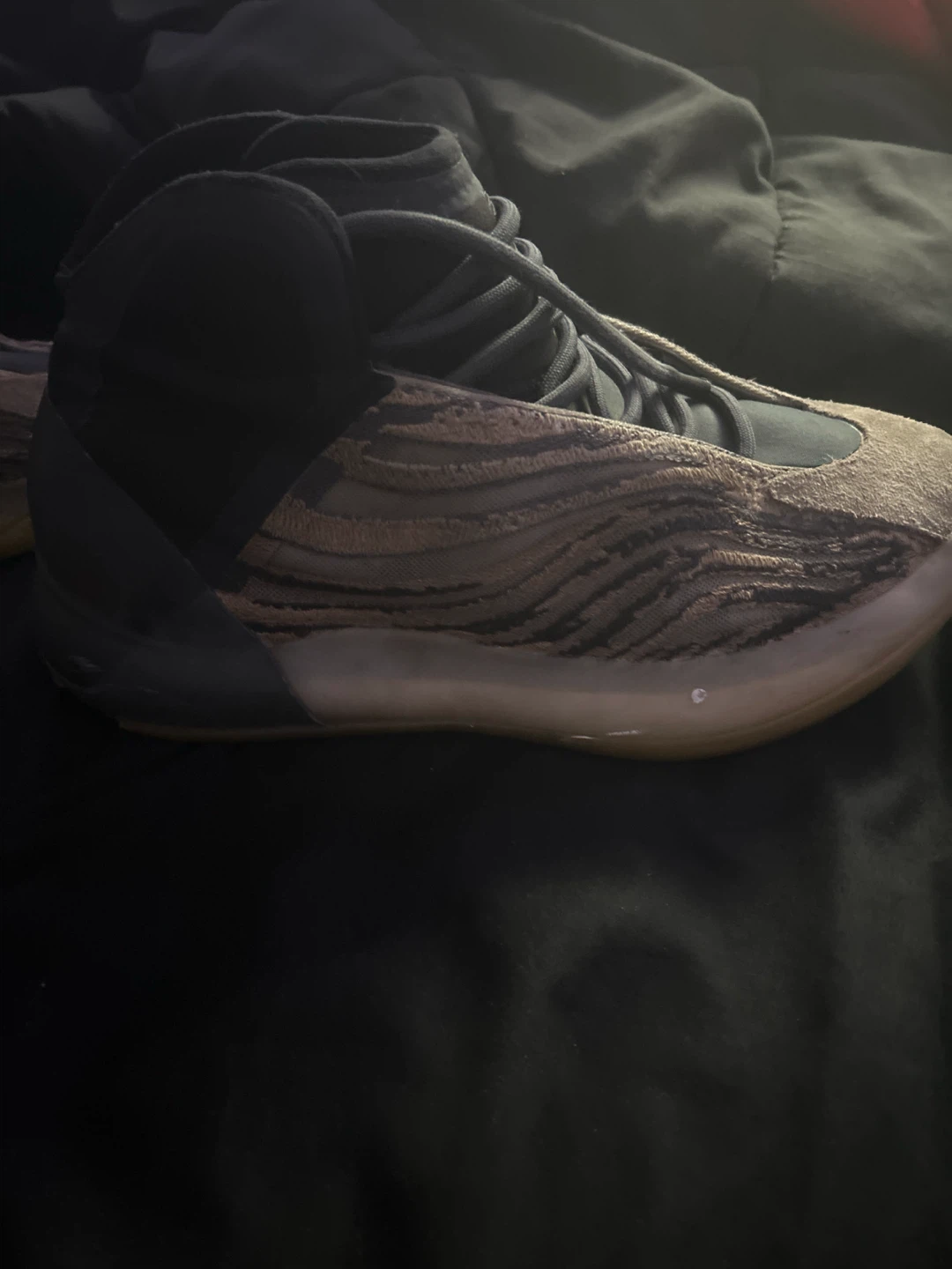 Adidas Yeezy QNTM Onyx - photo 2