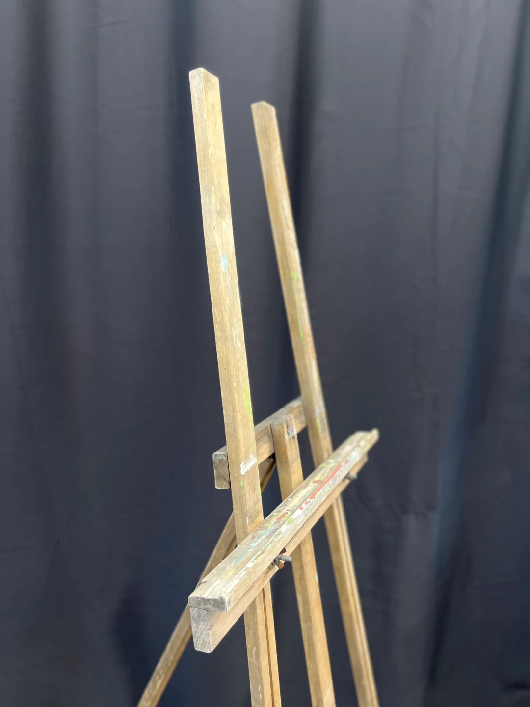 Wooden Tripod Artist Easel - photo 2