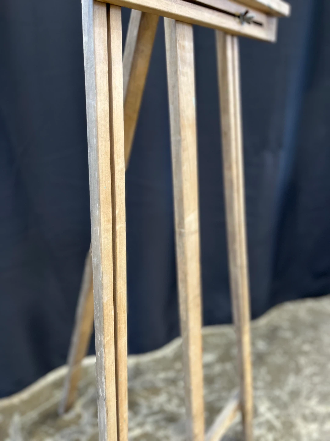 Wooden Tripod Artist Easel - photo 4