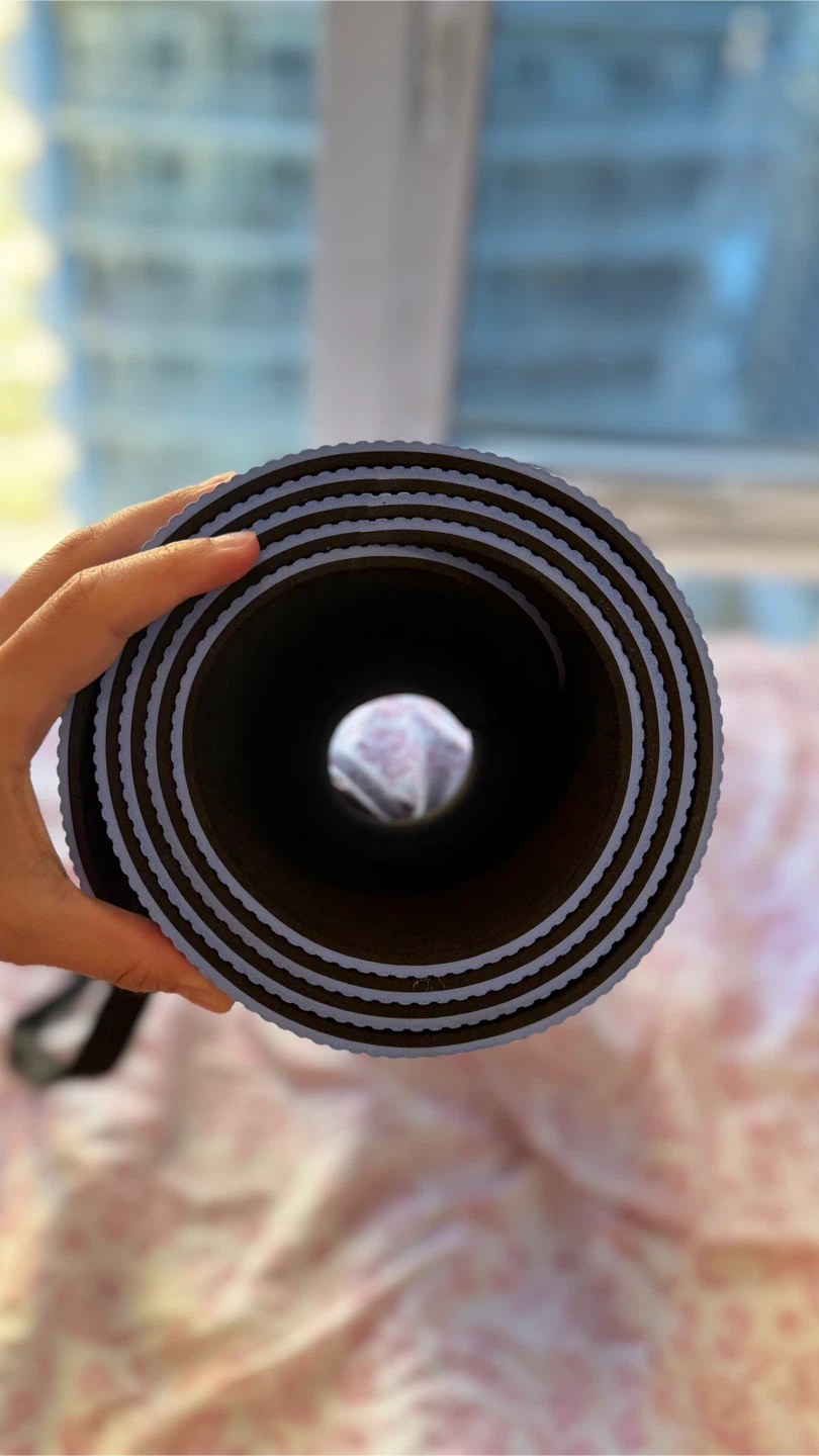Light blue and black Adidas yoga mat with carry strap - photo 2