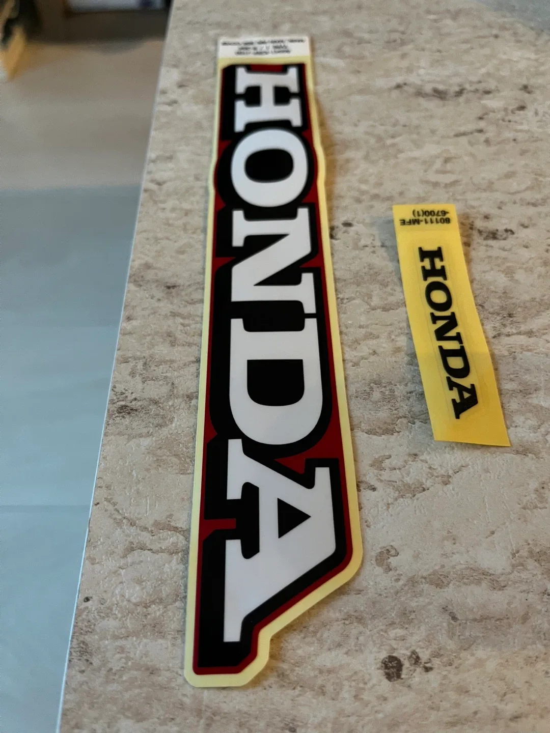 Set of two genuine Honda decals - photo 2