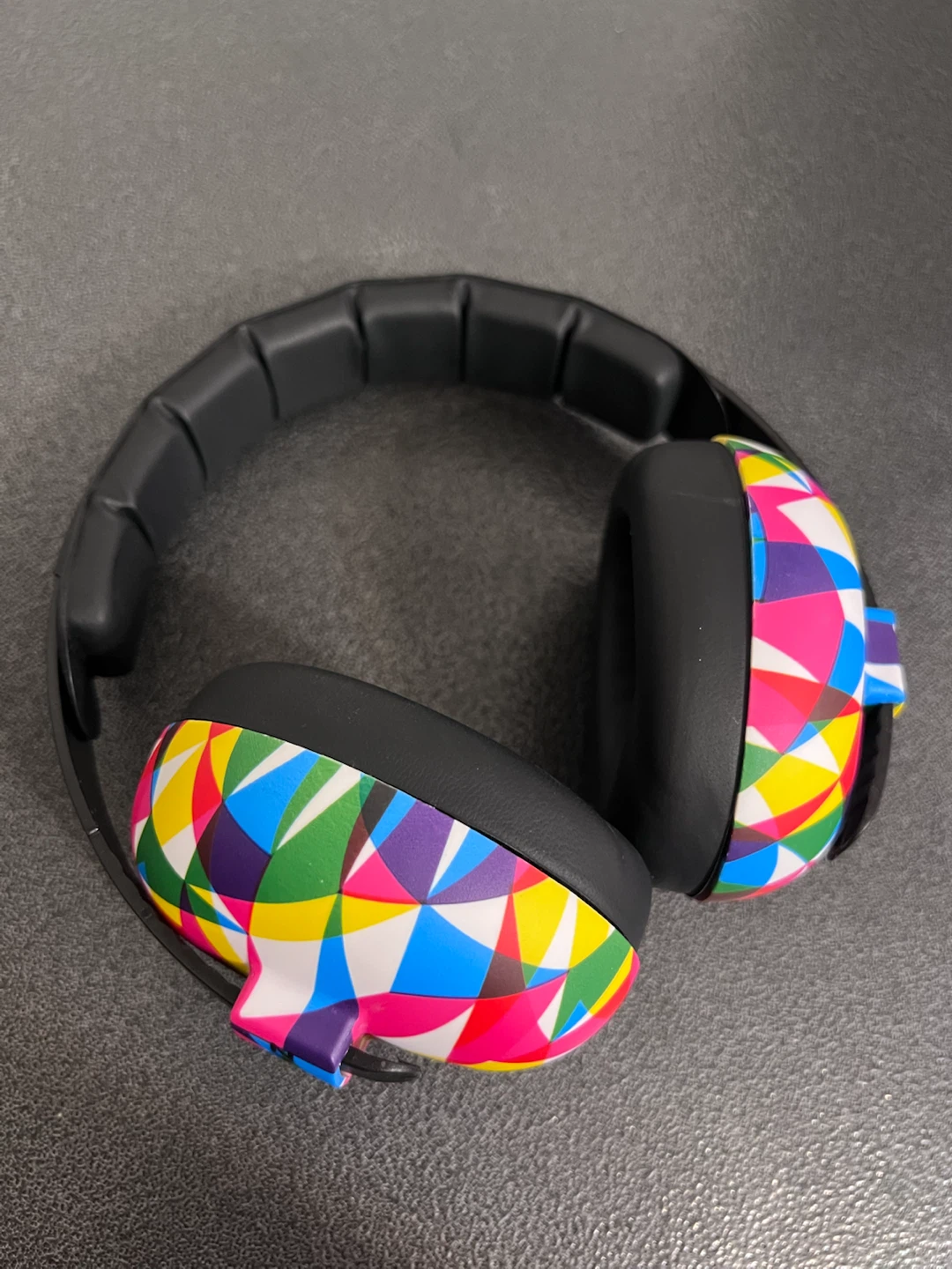 BANZ Kids Hearing Protection Earmuffs – Rainbow Prism – Like New