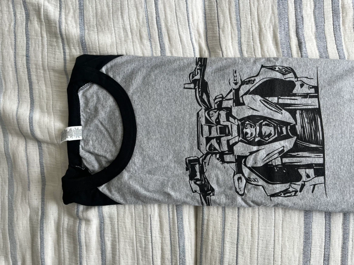 Suzuki Motorcycle Graphic T-Shirt Large