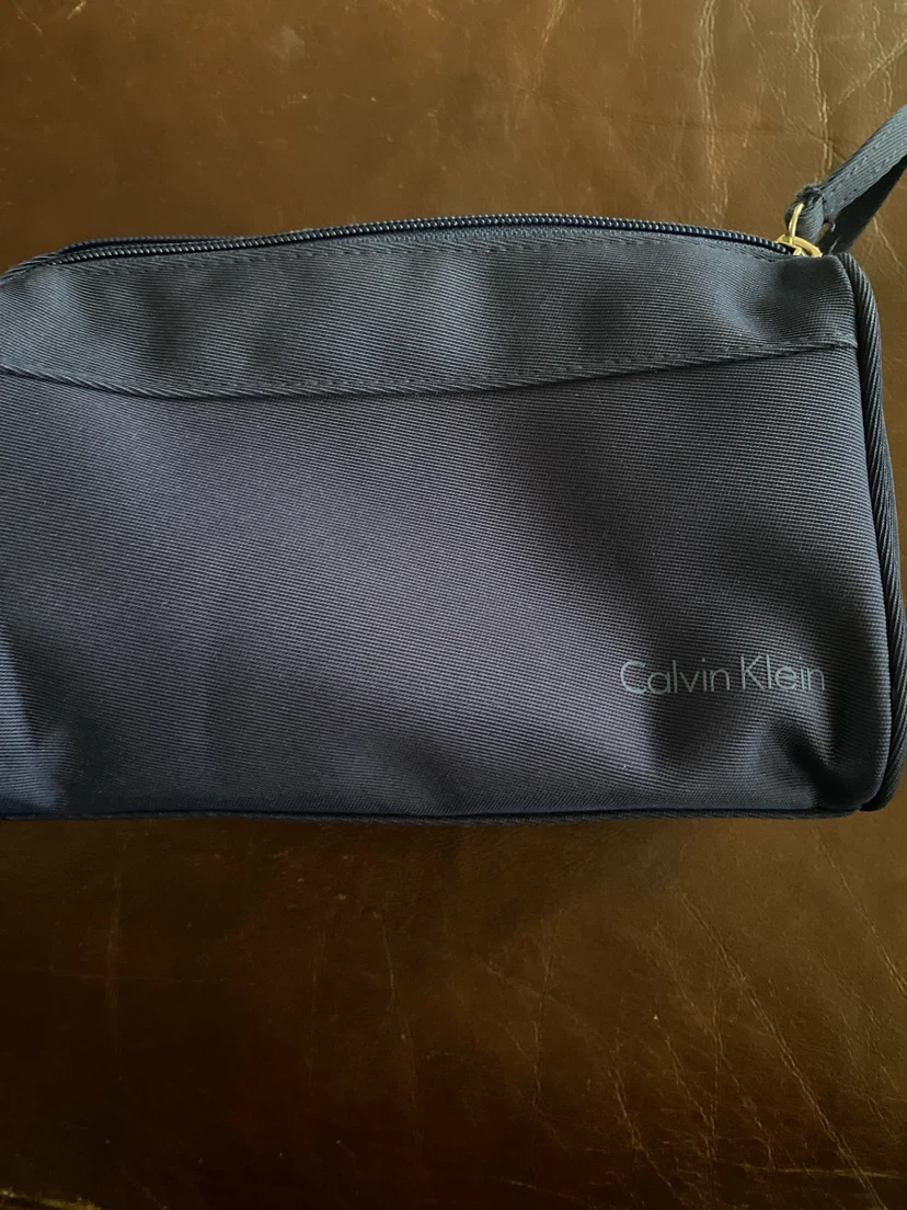 Calvin Klein make up bag