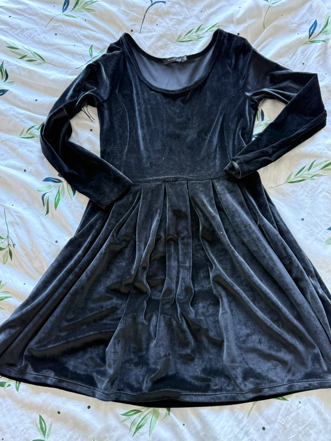 Talula Black Velvet Long Sleeve Dress