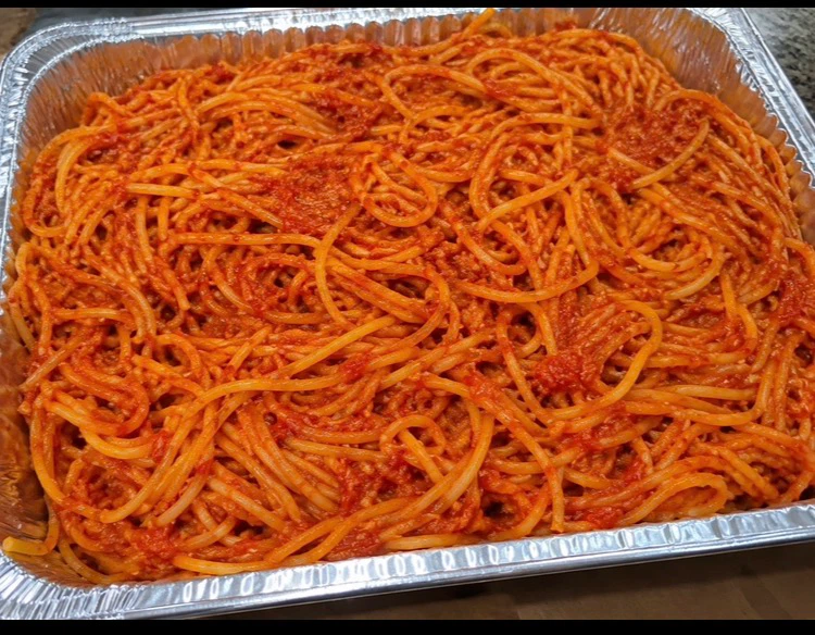 Trays of Jollof spaghetti and stir fried noodles available - photo 4