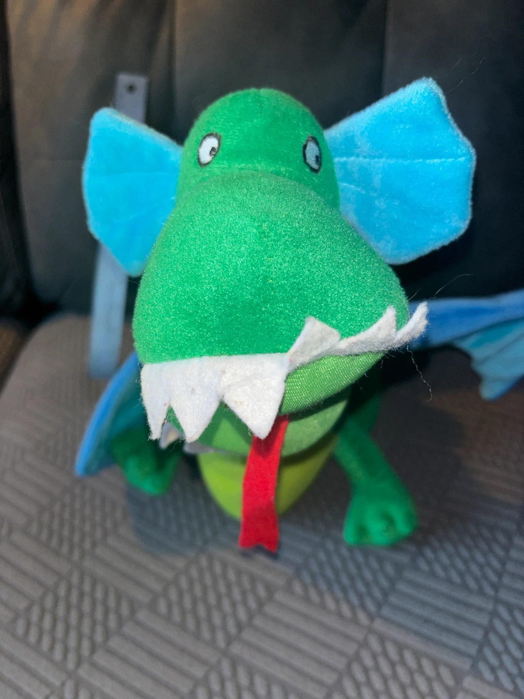Linen House George The Dragon "Hiccups" Dragonology Plush - photo 4