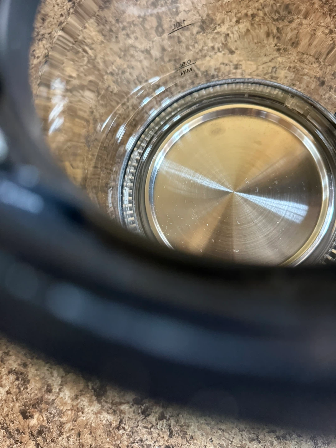 Frigidaire 1.7L Glass Electric Kettle - photo 3