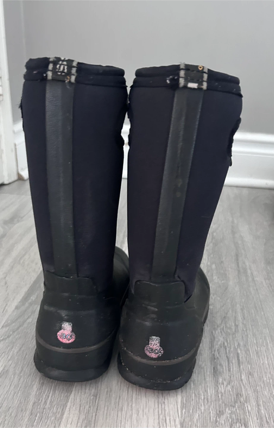 Bogs Classic High Youth Boots Black Size 2 - photo 2