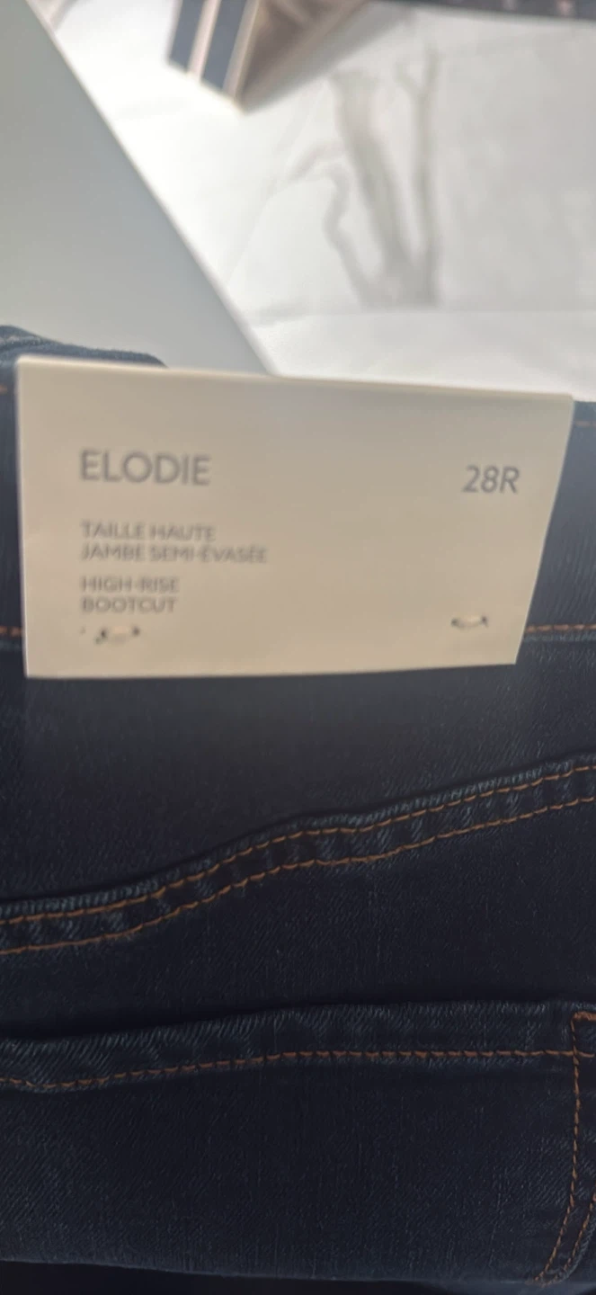 Dynamite Elodie High Rise Bootcut Jeans - Size 28 - photo 3